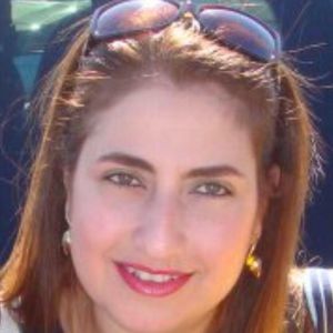 Meet your Posher, Nahla